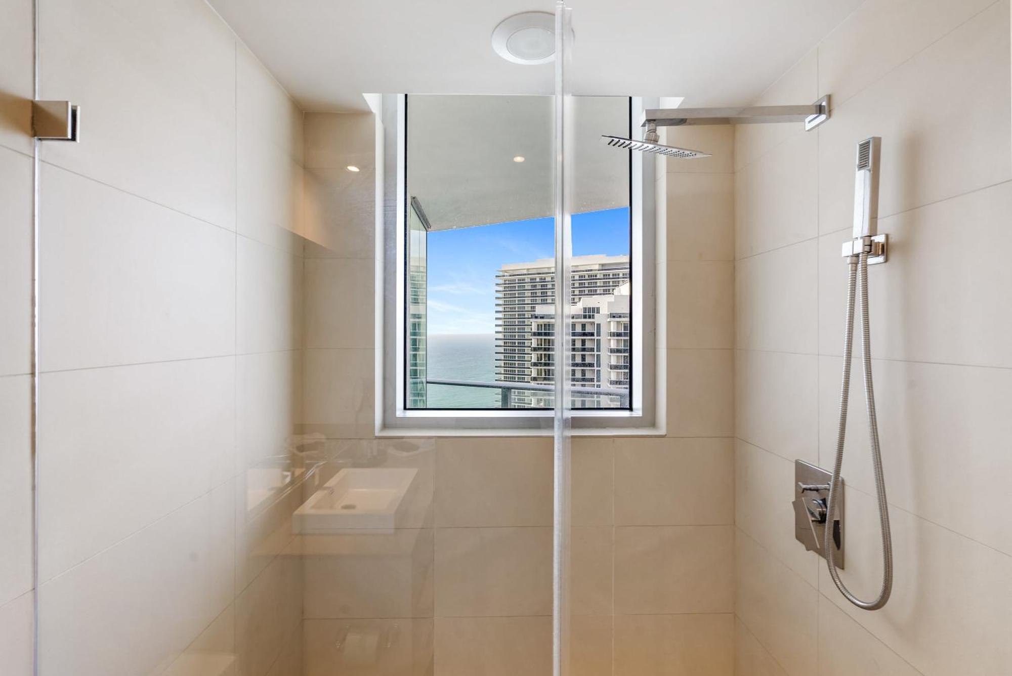 High Floor Corner 2 Bdr At Lyfe Resort Hollywood Dış mekan fotoğraf